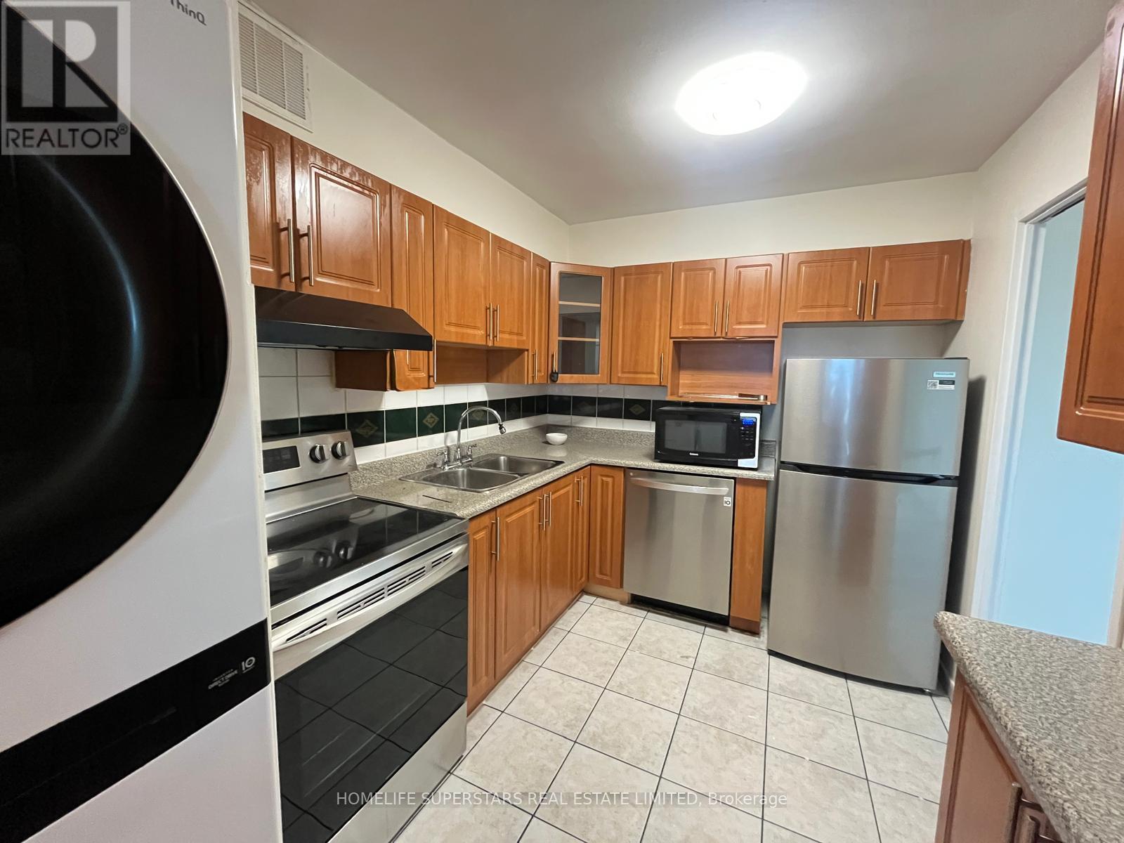 705 - 5 San Romano Way, Toronto, Ontario  M3N 2Y4 - Photo 5 - W13742374