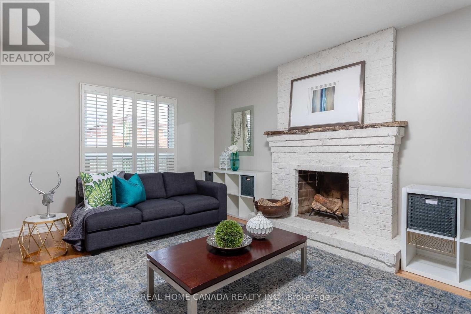 1542 Prince John Circle, Oakville (Cv Clearview), Ontario  L6J 6T3 - Photo 9 - W13816968