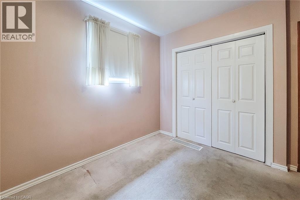 137 East 16th Street, Hamilton, Ontario  L9A 4J4 - Photo 24 - 40863063