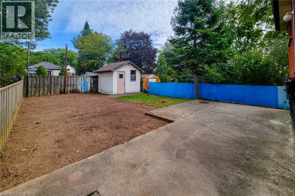 137 East 16th Street, Hamilton, Ontario  L9A 4J4 - Photo 44 - 40863063
