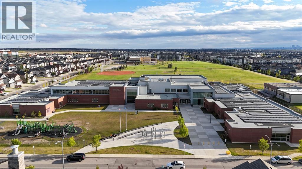 48 Skyview Point Terrace NE, Calgary, Alberta  T3N 0G7 - Photo 4 - A2345727