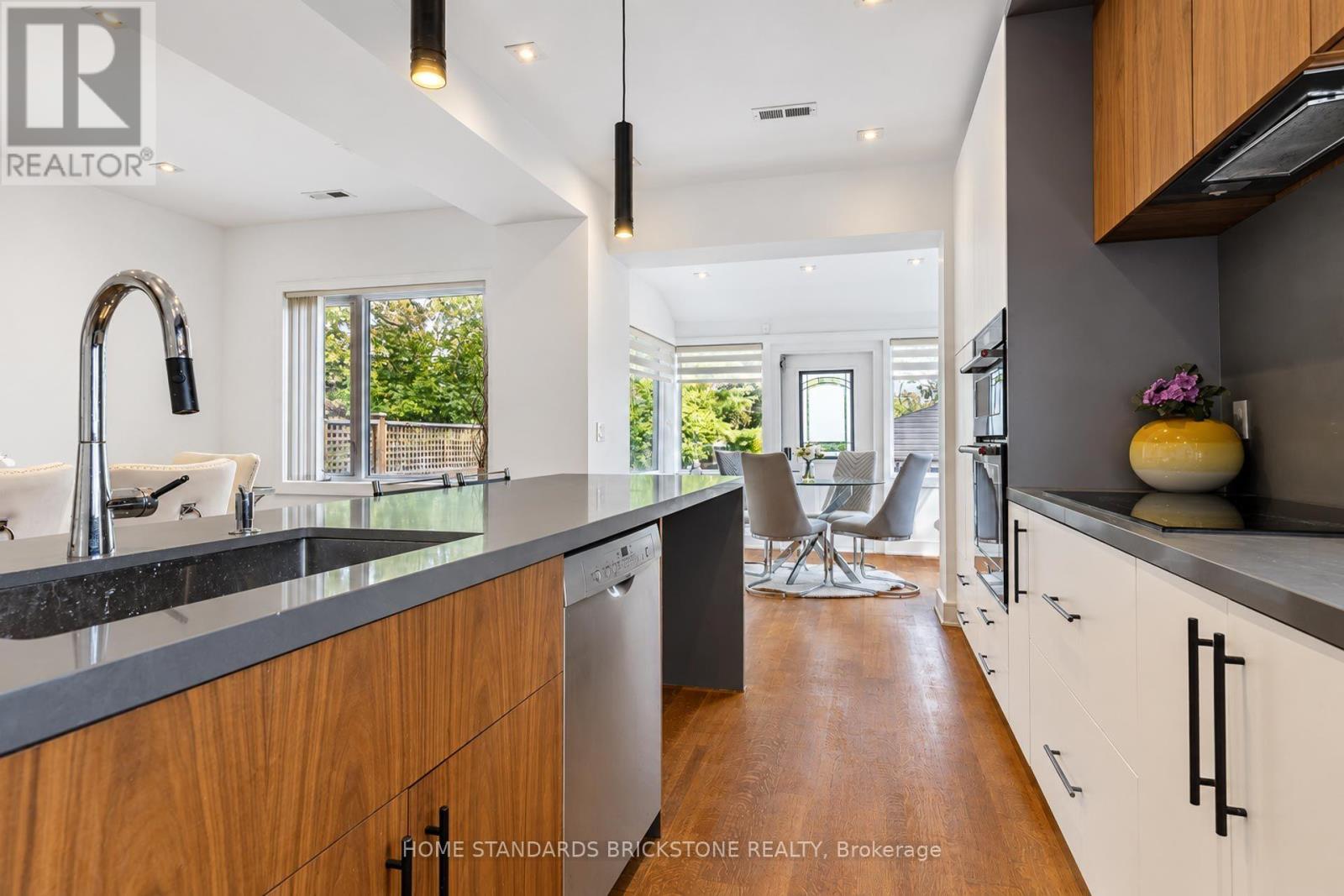 7 Heather Street, Toronto, Ontario  M4R 1M8 - Photo 14 - C13816976