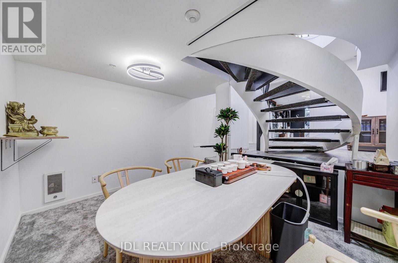 301 Davenport Road, Toronto, Ontario  M5R 1K5 - Photo 15 - C13816862