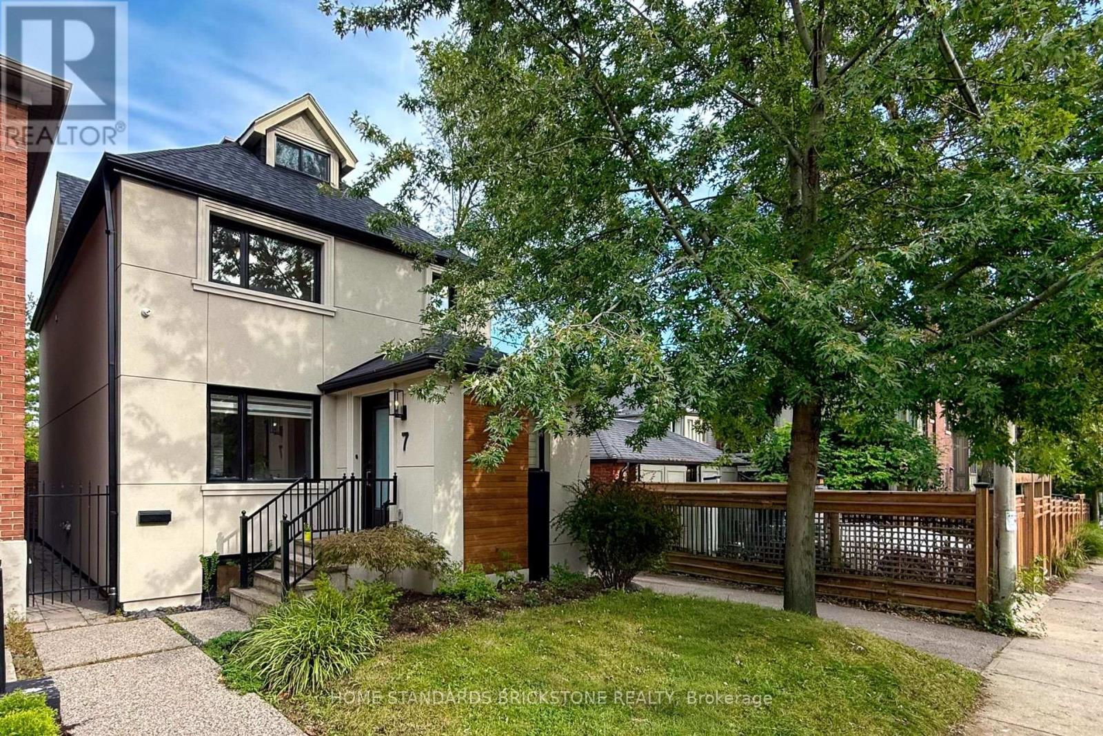 7 Heather Street, Toronto, Ontario  M4R 1M8 - Photo 2 - C13816976
