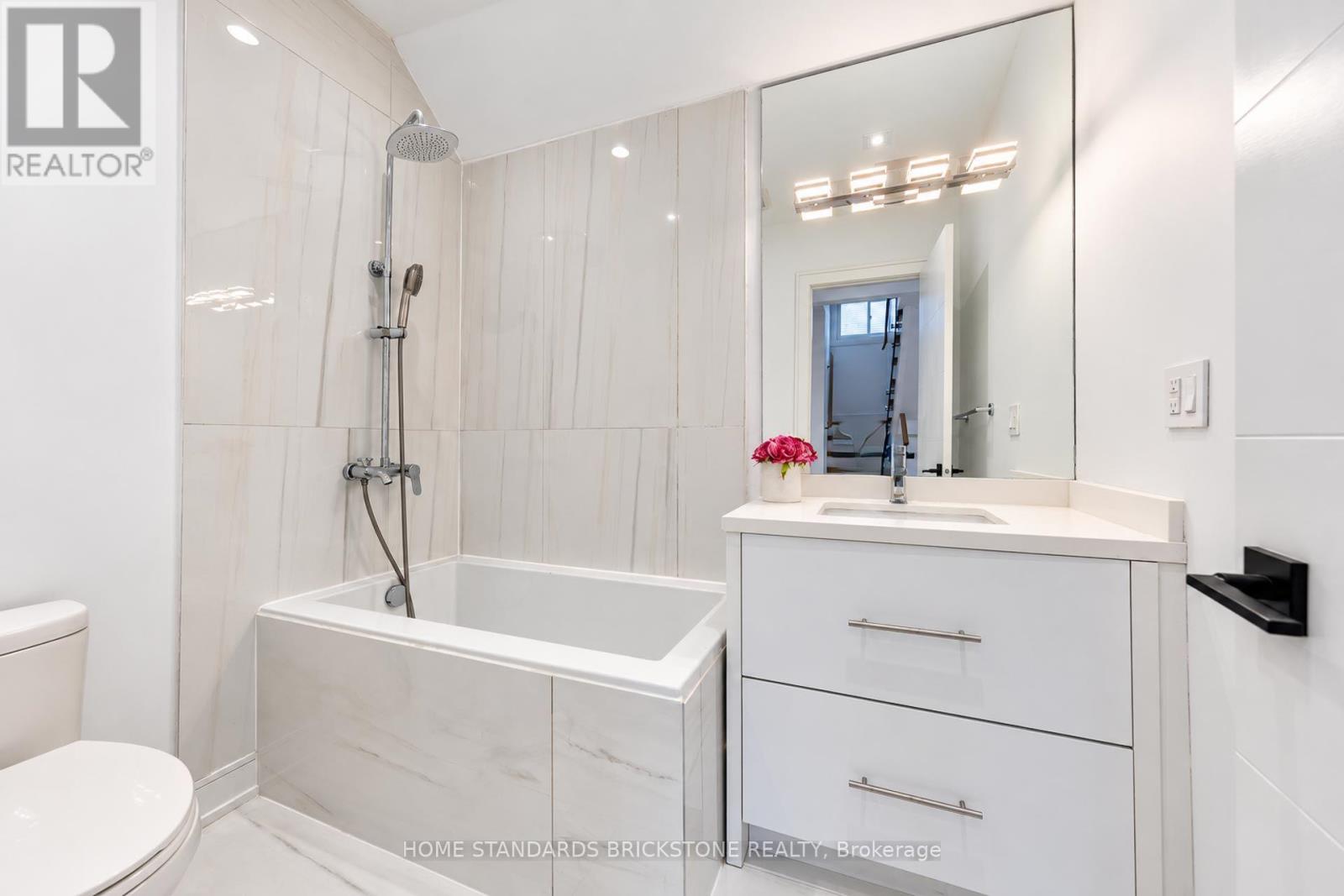7 Heather Street, Toronto, Ontario  M4R 1M8 - Photo 25 - C13816976