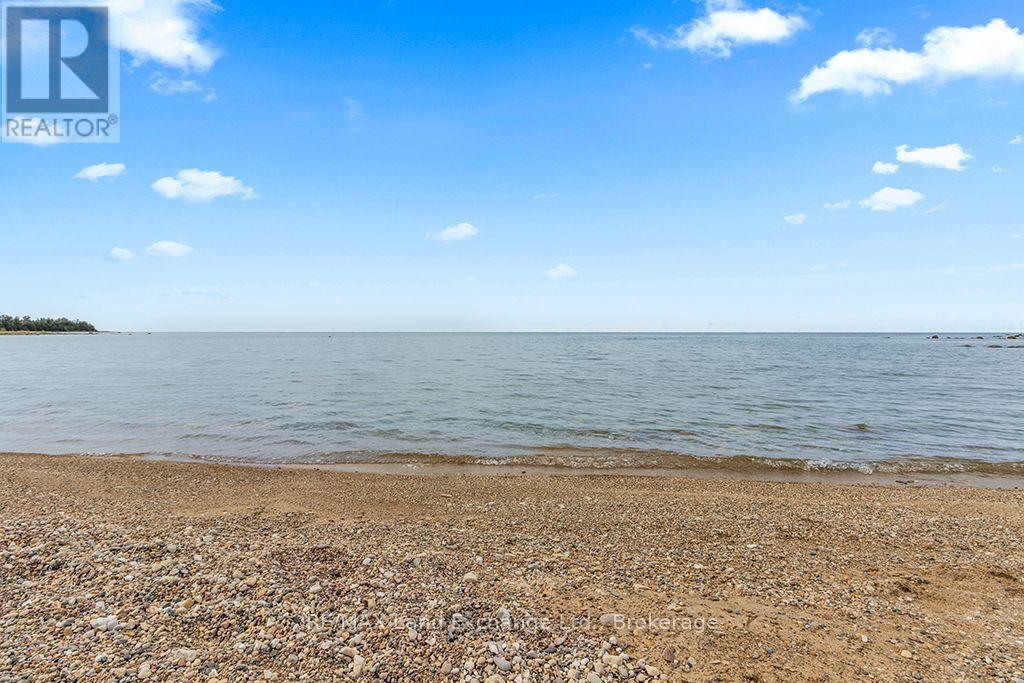 18 Cottage Park Road, Saugeen Shores, Ontario  N0H 2C0 - Photo 33 - X13778322