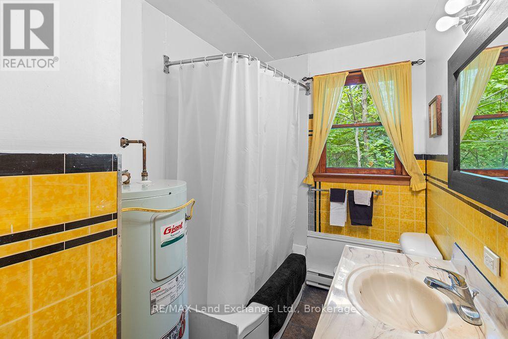 18 Cottage Park Road, Saugeen Shores, Ontario  N0H 2C0 - Photo 30 - X13778322