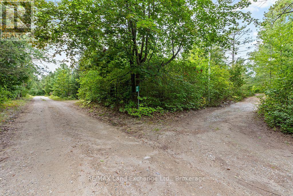 18 Cottage Park Road, Saugeen Shores, Ontario  N0H 2C0 - Photo 44 - X13778322