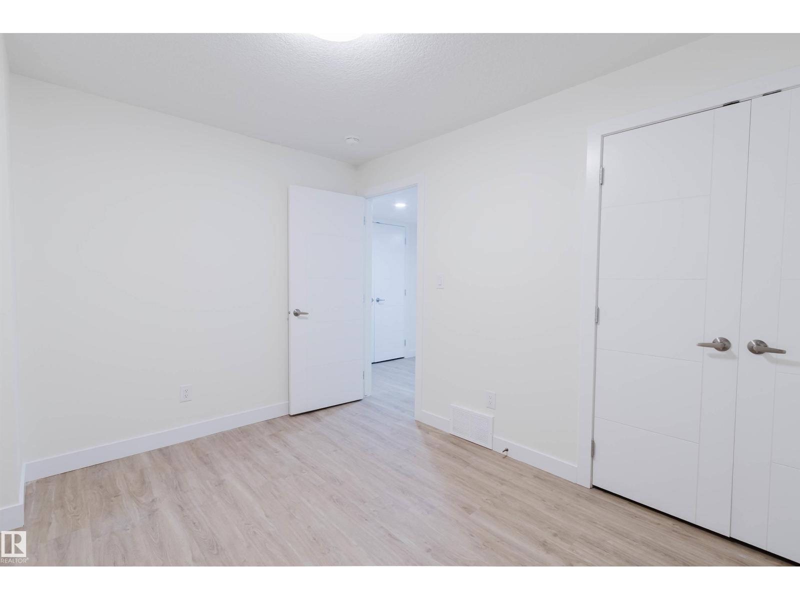 6047 180 AV NW