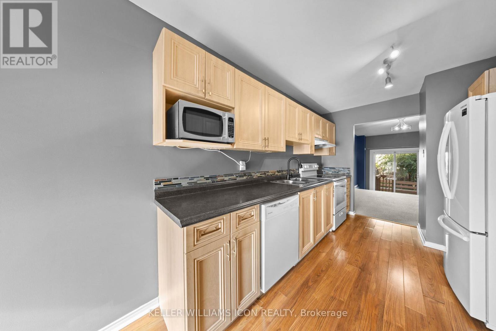 116 Halley Street, Ottawa, Ontario  K2J 3R9 - Photo 7 - X13817026