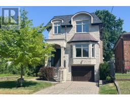 212 HOLLYWOOD AVENUE, Toronto, Ontario