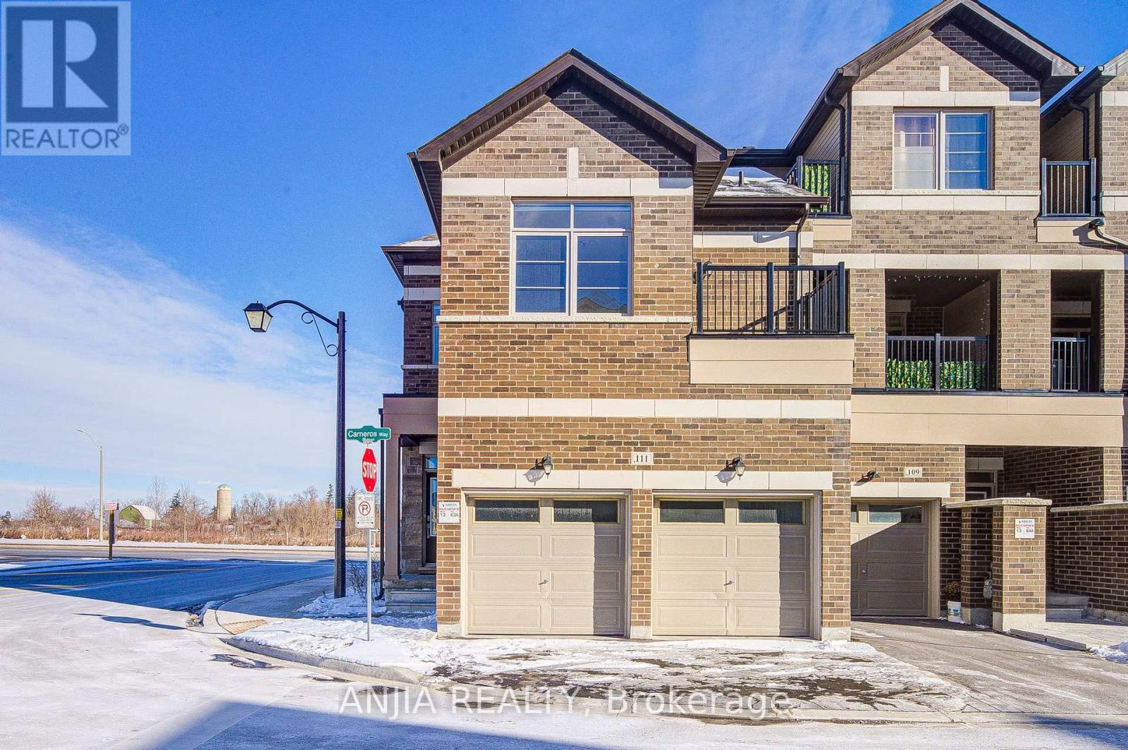 111 Carneros Way, Markham, Ontario  L6B 1R2 - Photo 2 - N13817000