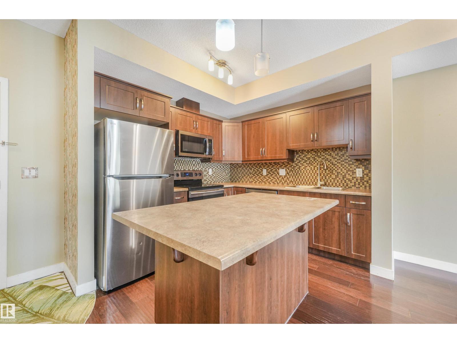 #214 8730 82 AV NW photo 5