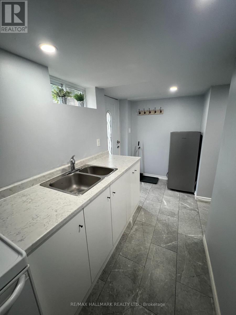 #basement - 102 Barton Avenue, Toronto, Ontario  M6G 1P6 - Photo 4 - C13630950