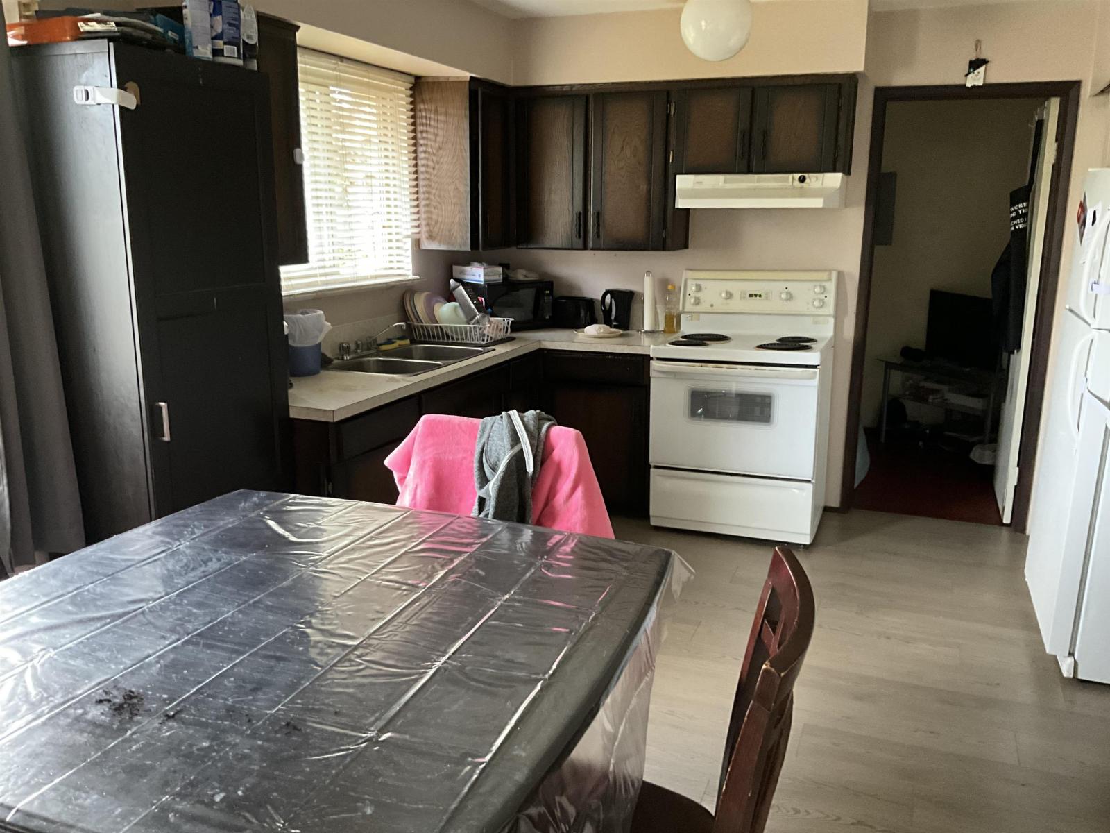 7654 126a Street, Surrey, British Columbia  V3W 4A9 - Photo 5 - R3146599