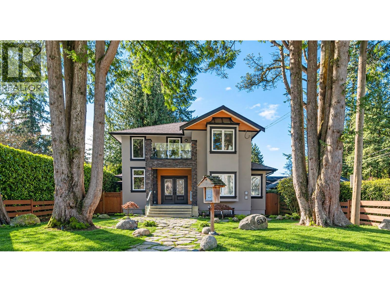 839 W 20TH STREET, North Vancouver, British Columbia