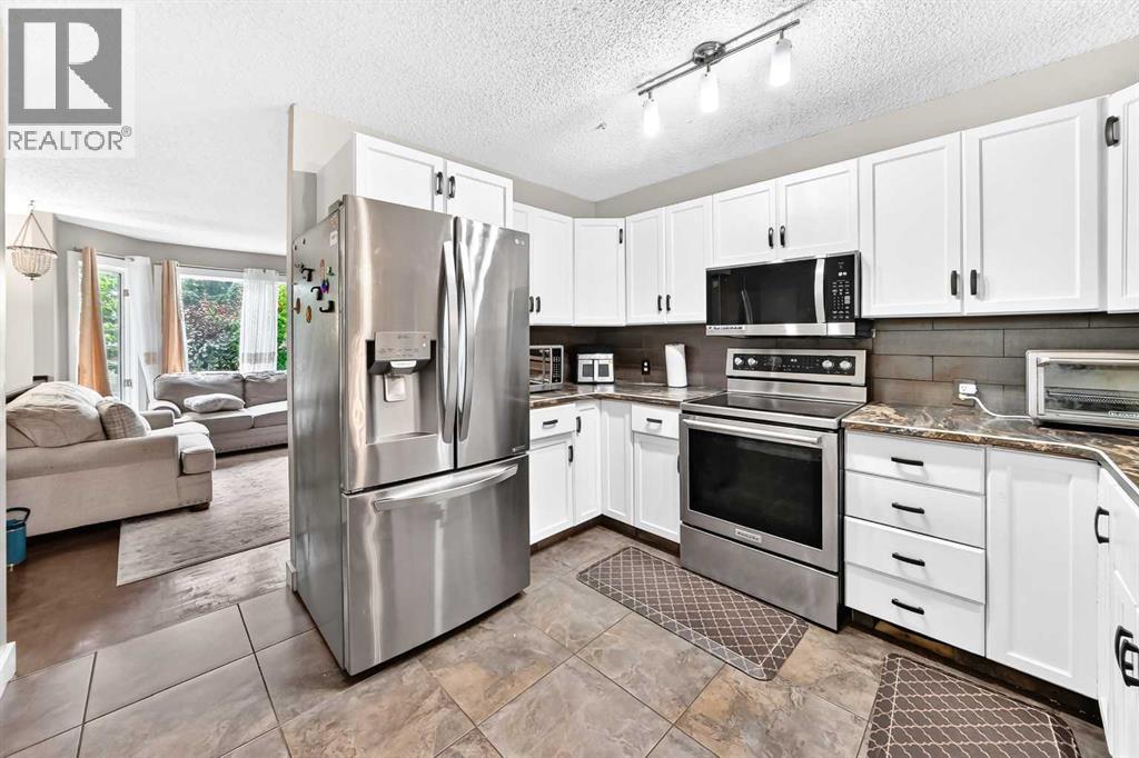6340 Falton Road NE, Calgary, Alberta  T3J 1K3 - Photo 10 - A2343402
