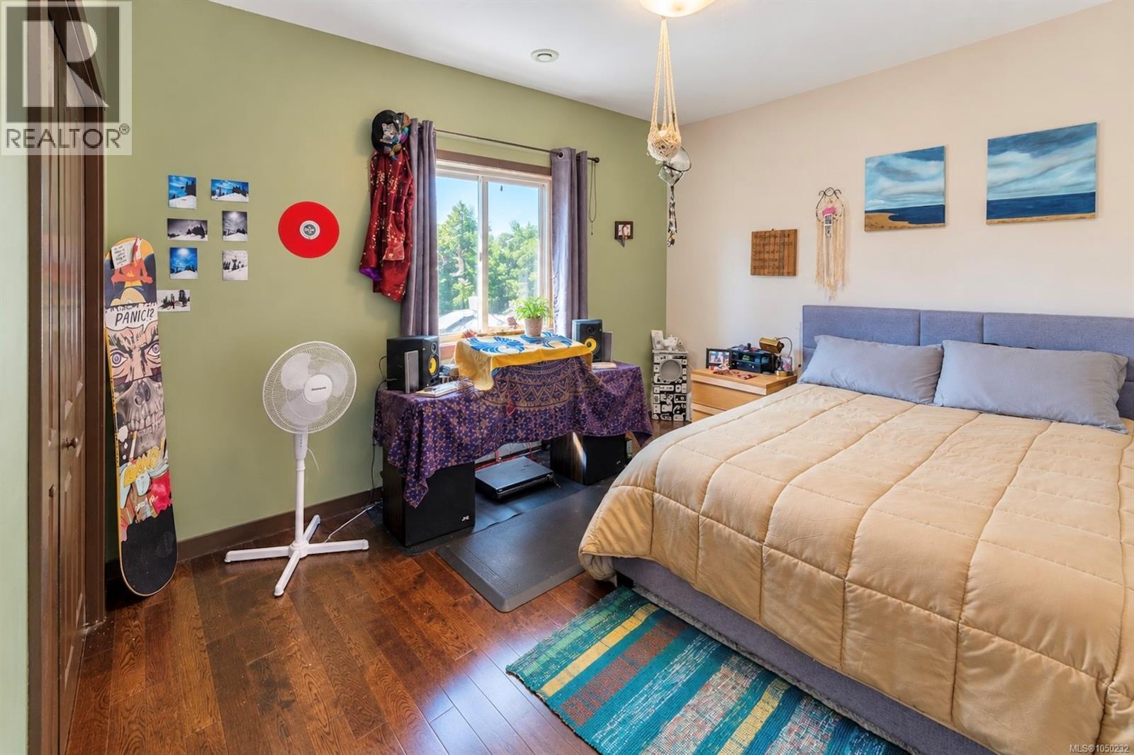 850 Lorne White Pl, Ucluelet, British Columbia V0R 3A0 - Photo 17 - 1050232