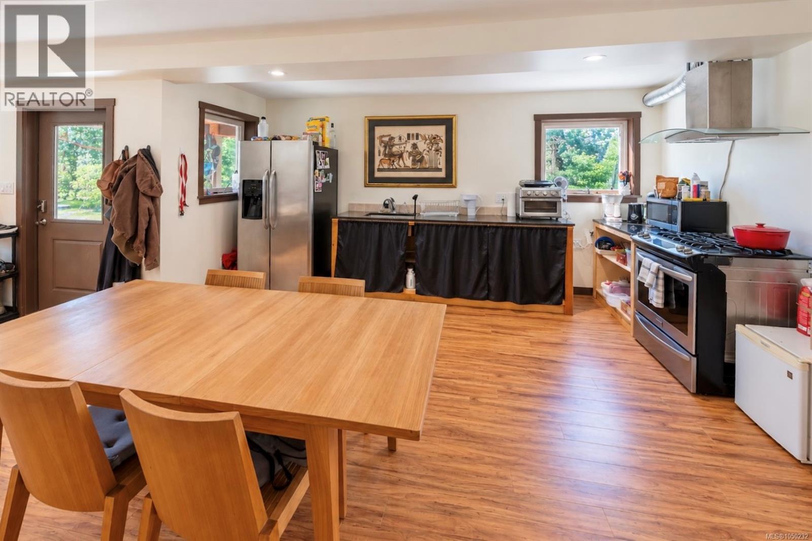 850 Lorne White Pl, Ucluelet, British Columbia V0R 3A0 - Photo 29 - 1050232