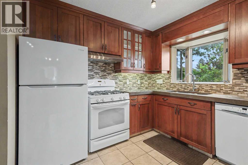 23 Arbour Crescent SE, Calgary, Alberta  T2J 0X5 - Photo 3 - A2344628
