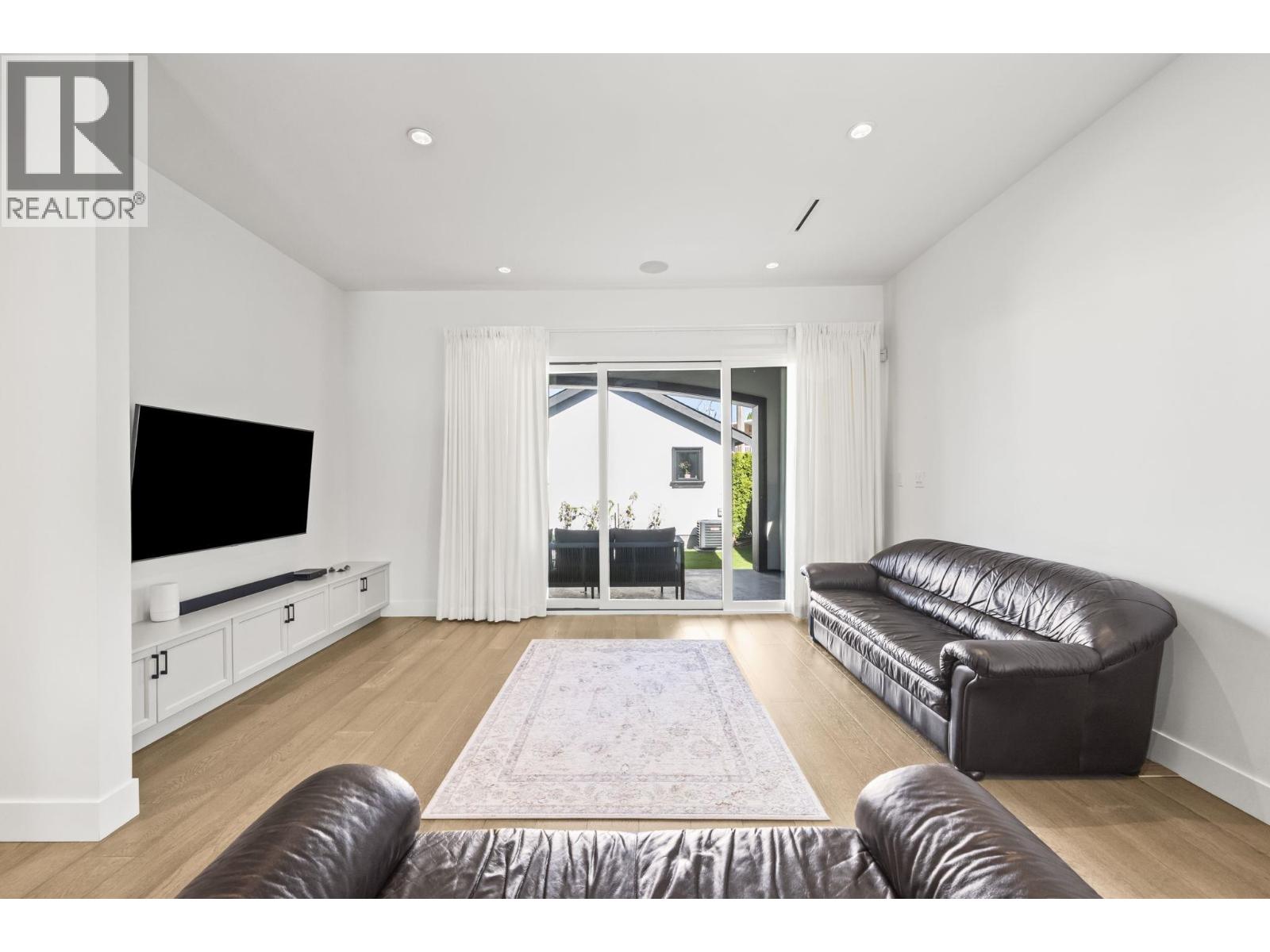4347 Georgia Street, Burnaby, British Columbia  V5C 2T9 - Photo 11 - R3168660