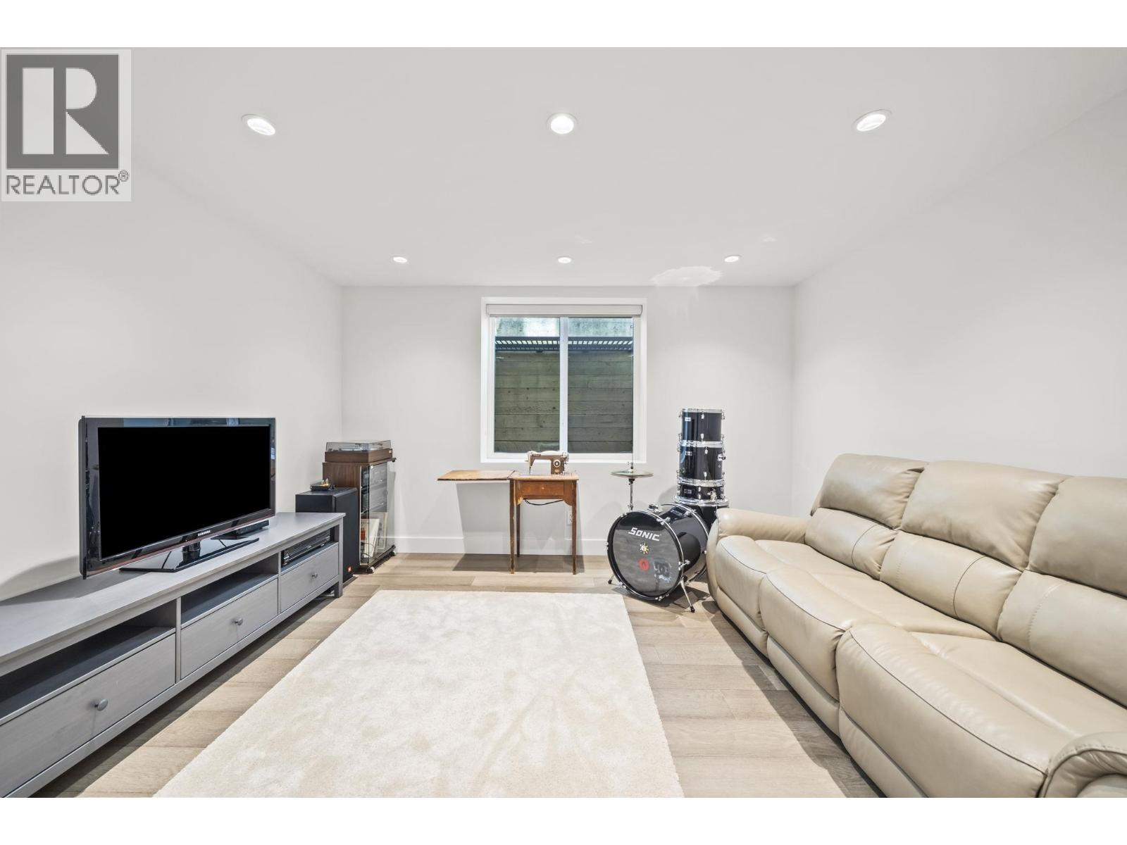 4347 Georgia Street, Burnaby, British Columbia  V5C 2T9 - Photo 29 - R3168660