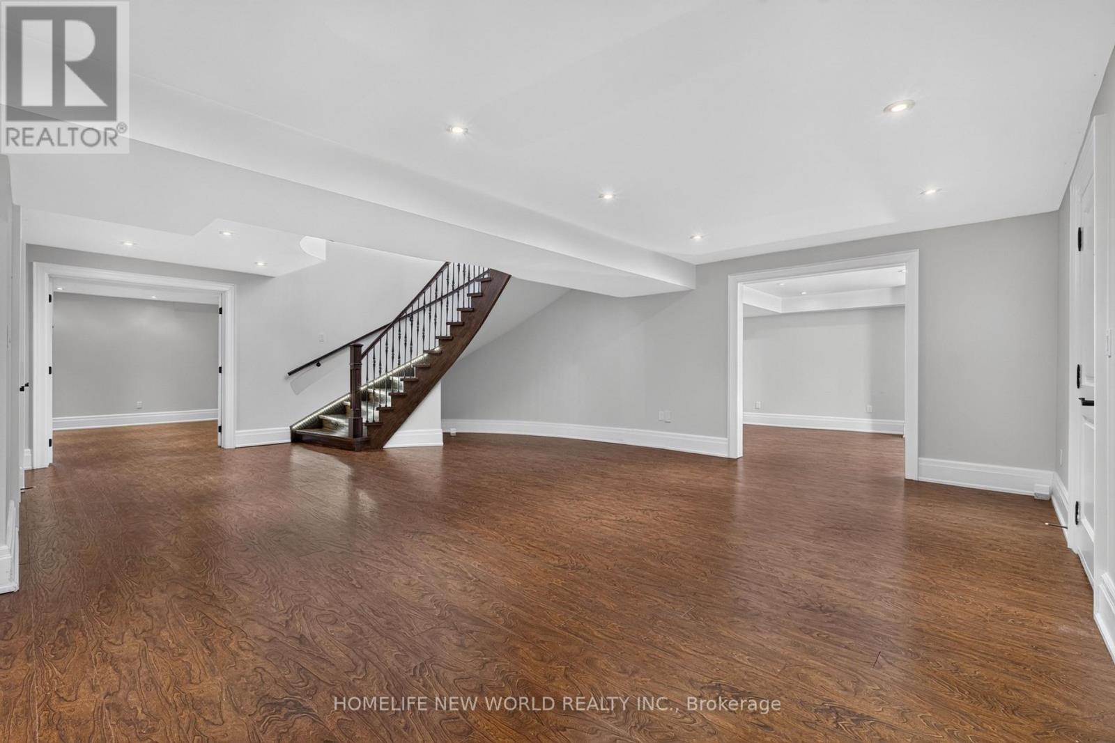 128 Garden Avenue, Richmond Hill, Ontario  L4C 6M1 - Photo 44 - N13817030