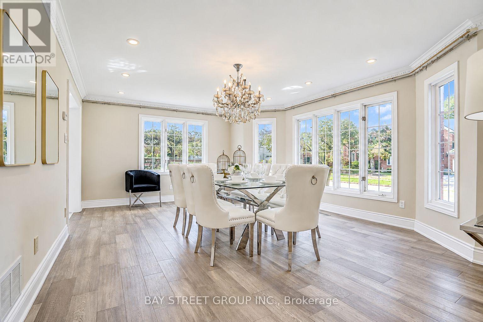 411 Weldrick Road E, Richmond Hill, Ontario  L4B 2M8 - Photo 6 - N13817040