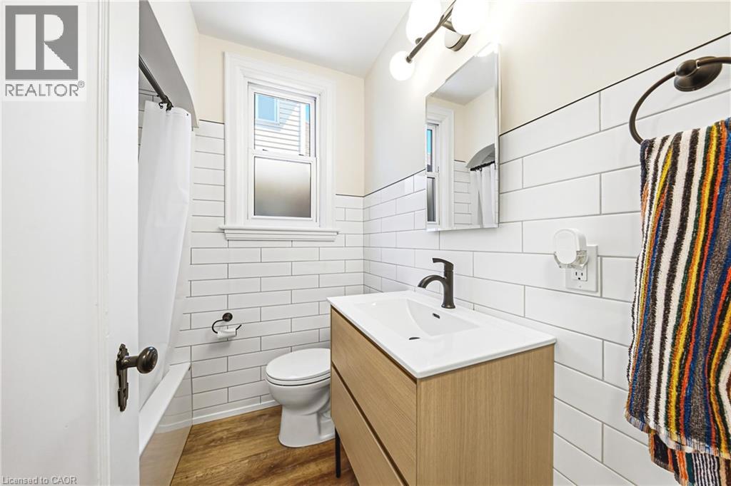 203 West 2nd Street, Hamilton, Ontario  L9C 3G2 - Photo 12 - 40865786