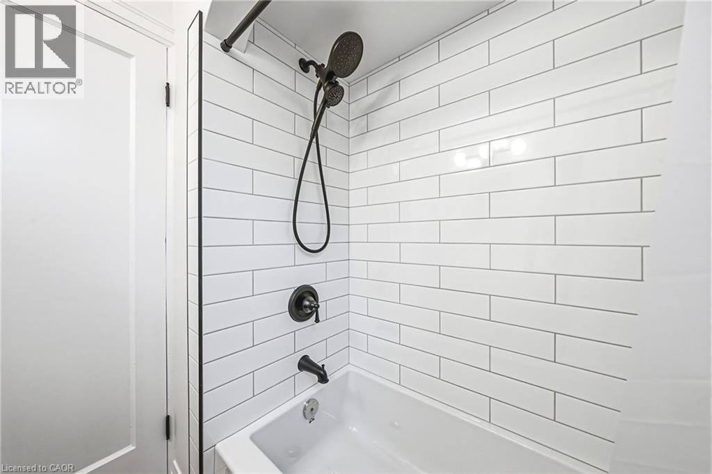 203 West 2nd Street, Hamilton, Ontario  L9C 3G2 - Photo 13 - 40865786