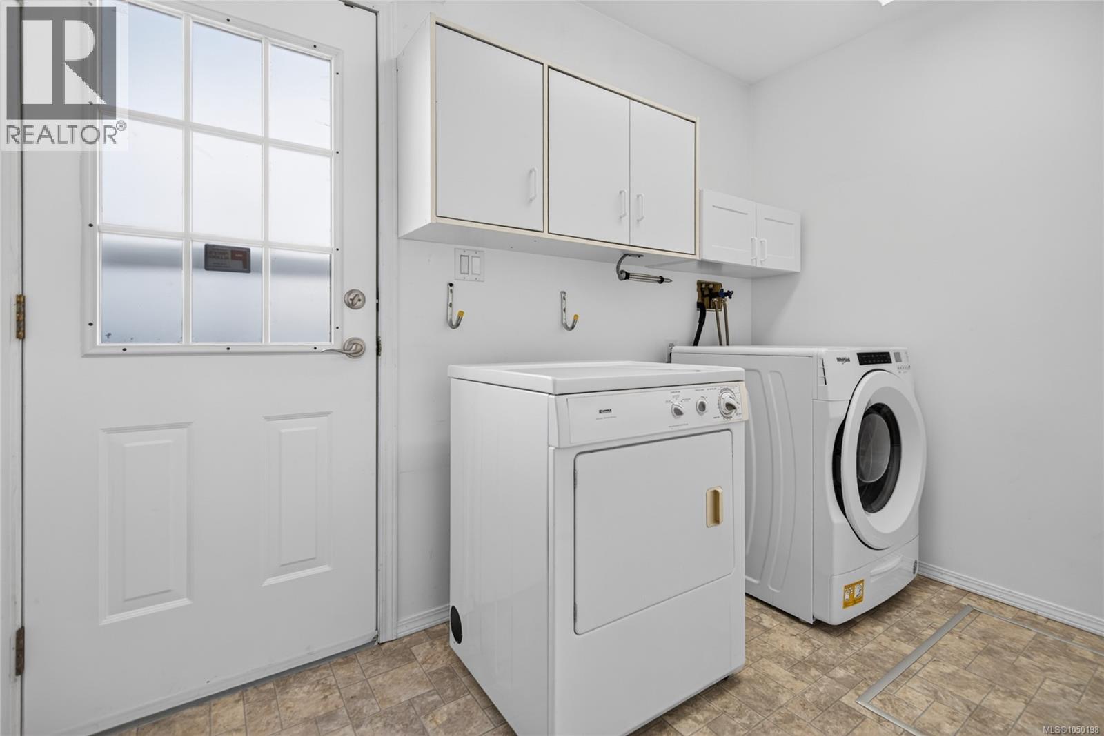 A 3319 Seventh St, Cumberland, British Columbia  V0R 1S0 - Photo 34 - 1050198