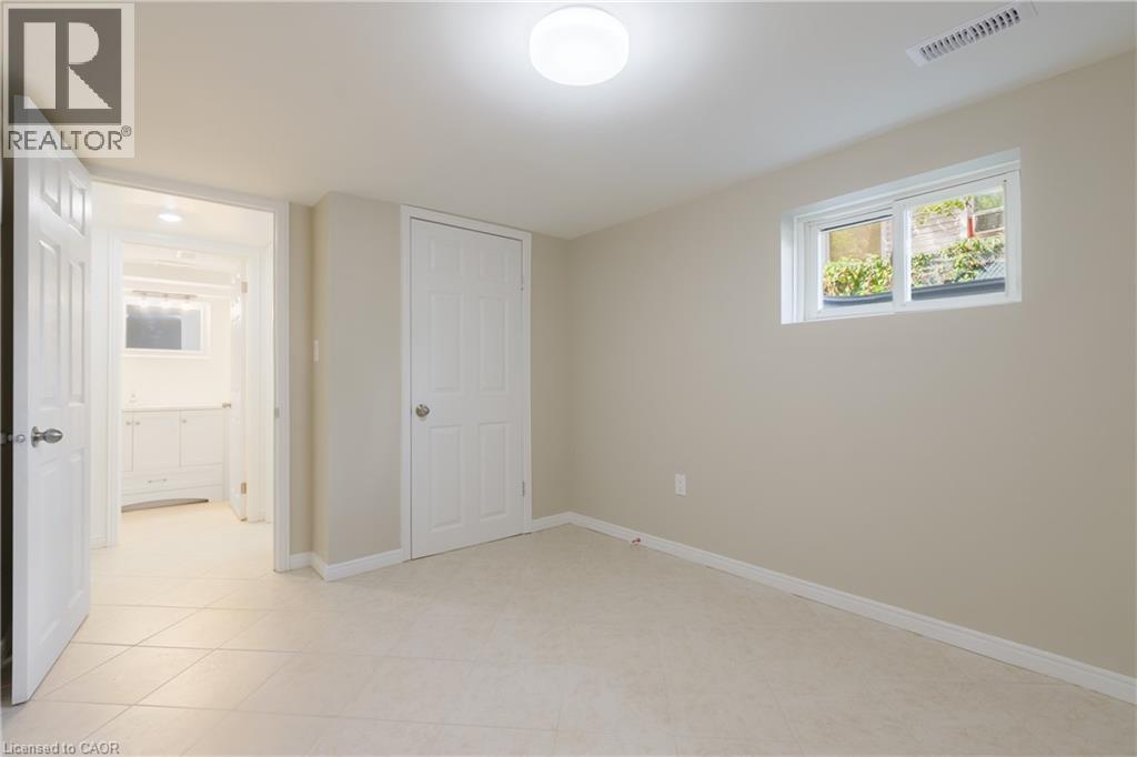 95 Fennell Avenue W, Hamilton, Ontario  L9C 1E9 - Photo 43 - 40865746