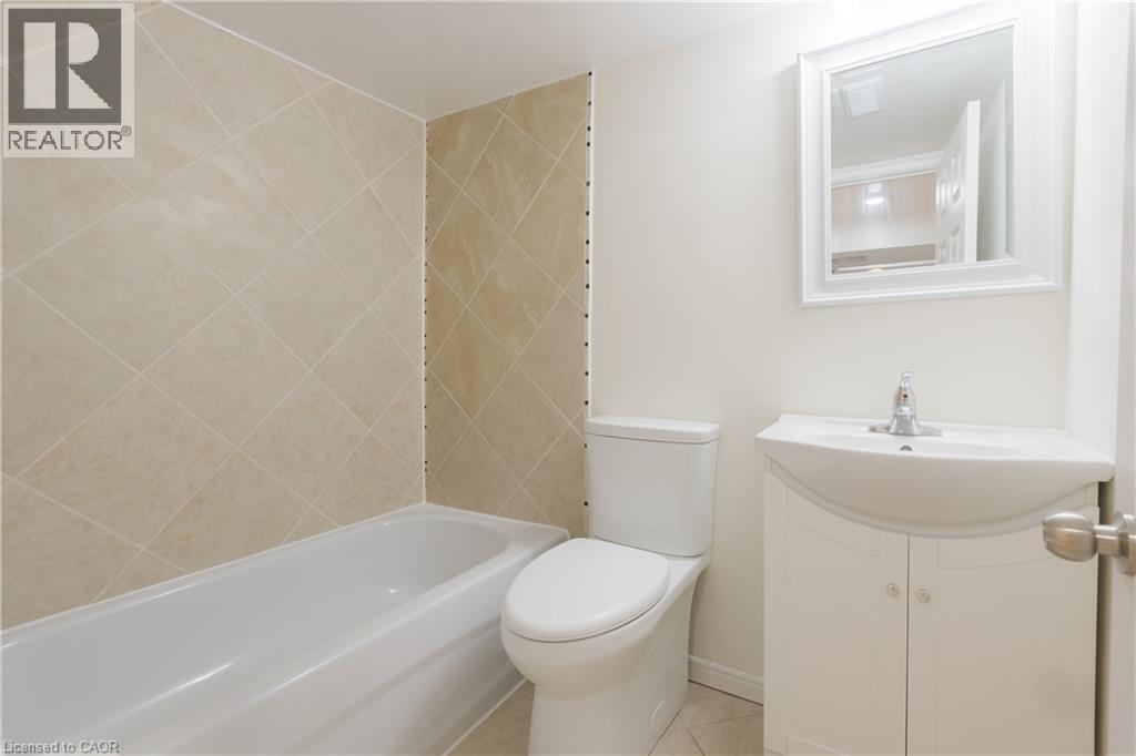 95 Fennell Avenue W, Hamilton, Ontario  L9C 1E9 - Photo 40 - 40865746