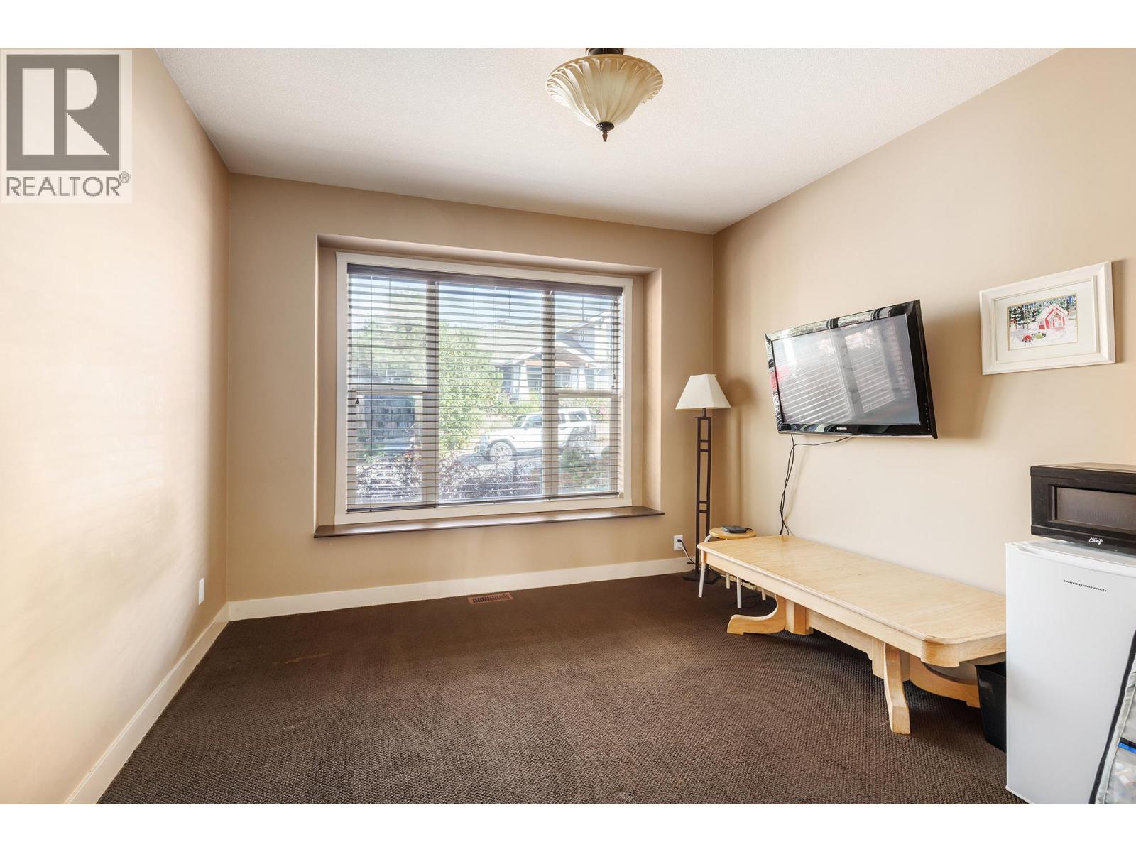 1377 Glenview Avenue, Kelowna, British Columbia  v1y 9r8 - Photo 14 - 10401142