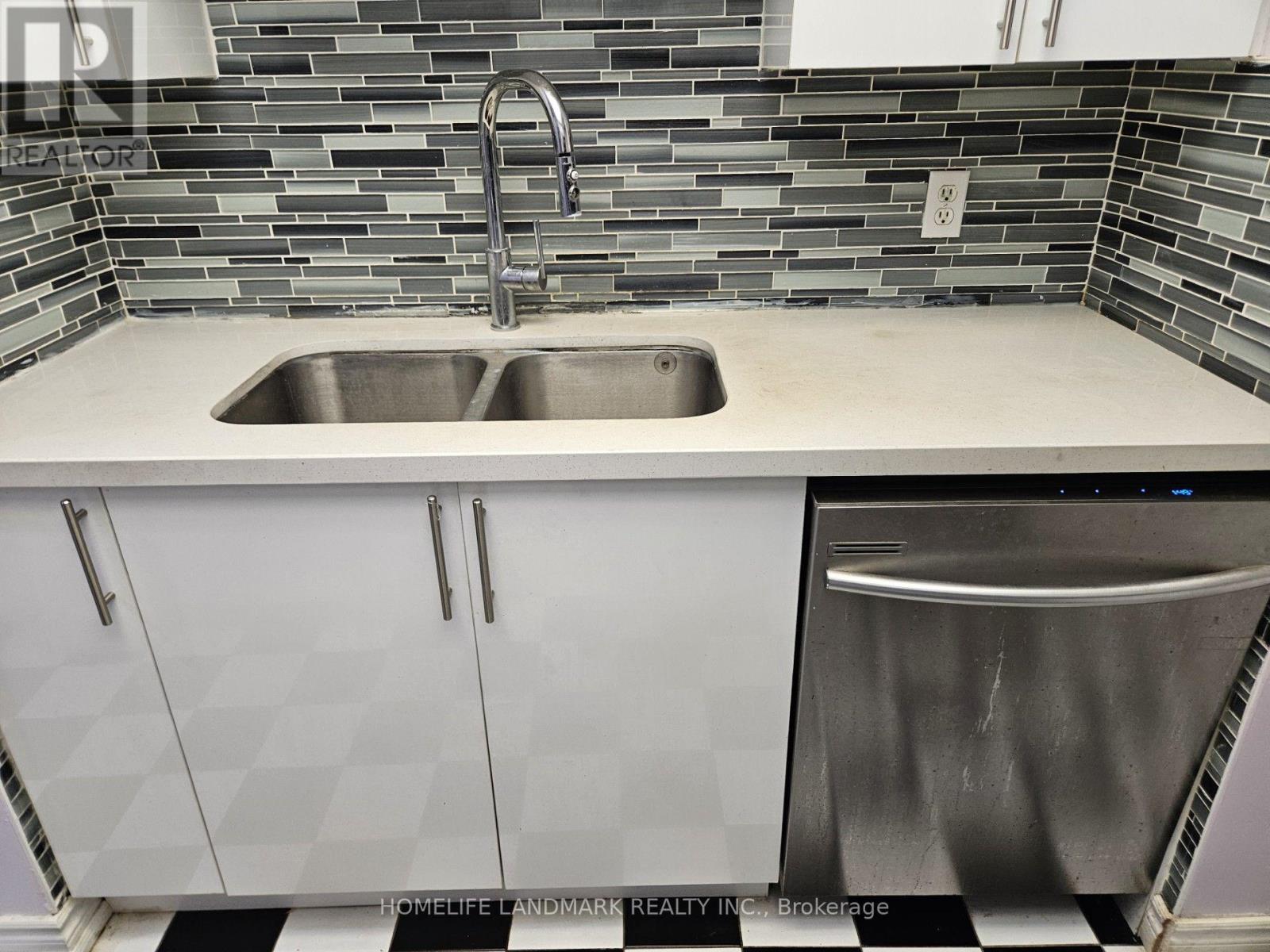 708 - 1470 Midland Avenue, Toronto, Ontario  M1P 4Z4 - Photo 19 - E13641576