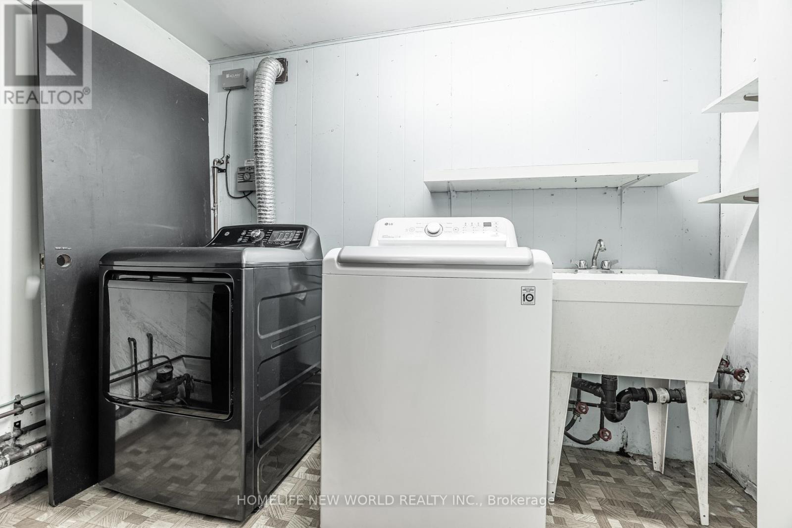 192 Combe Avenue, Toronto, Ontario  M3H 4K5 - Photo 21 - C13817076