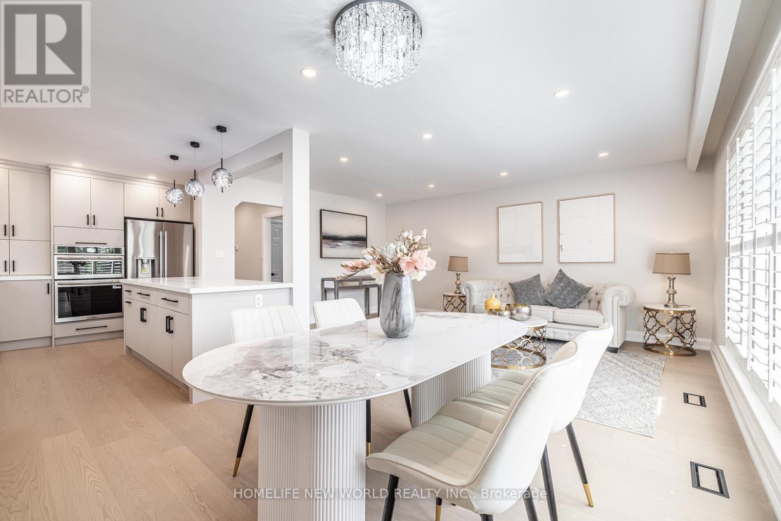 192 Combe Avenue, Toronto, Ontario  M3H 4K5 - Photo 7 - C13817076