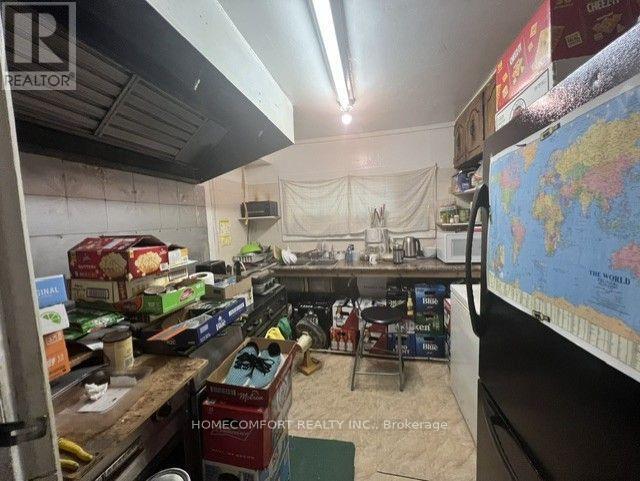 2662 Danforth Avenue, Toronto, Ontario  M4C 1L7 - Photo 8 - E13817056
