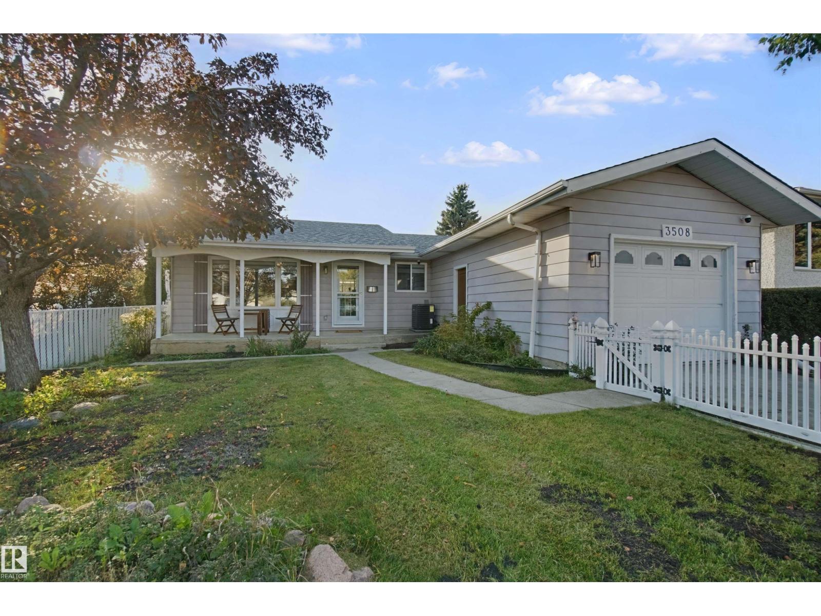 3508 106a St Nw, Edmonton, Alberta  T6J 1A8 - Photo 1 - E4509453