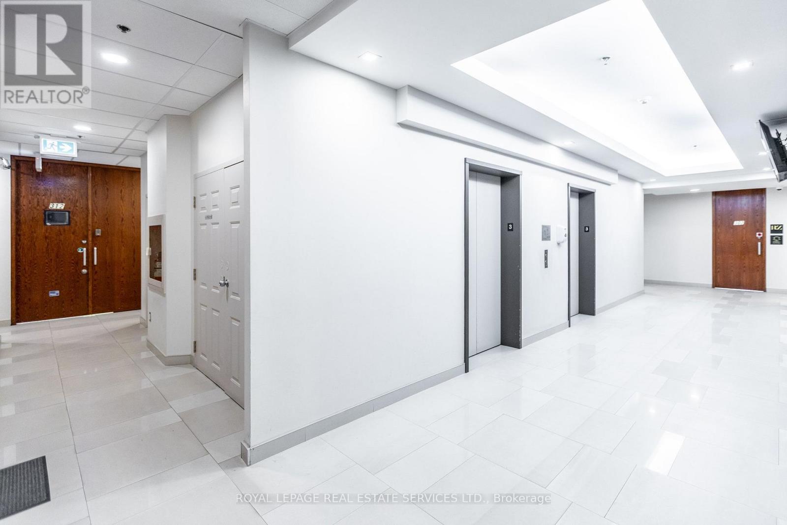 312 - 7368 Yonge Street, Vaughan, Ontario  L4J 8H9 - Photo 2 - N13817066