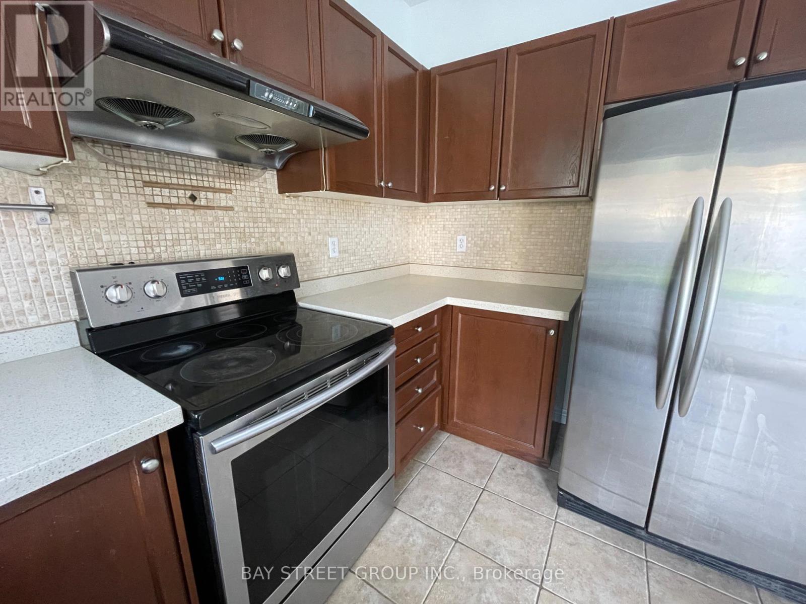 2 Willow Trail Road, Markham, Ontario  L6E 1V2 - Photo 15 - N13817072
