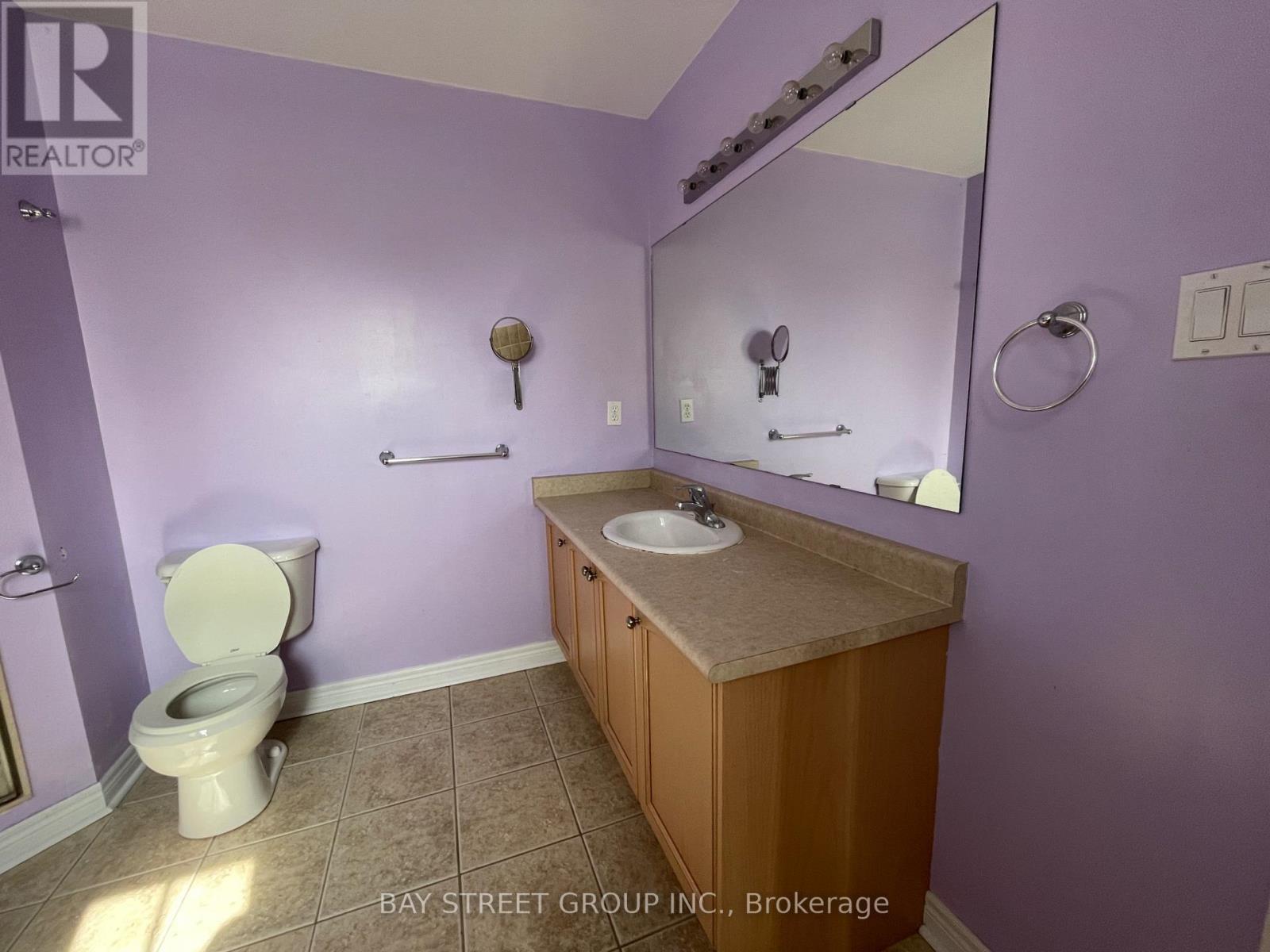 2 Willow Trail Road, Markham, Ontario  L6E 1V2 - Photo 4 - N13817072