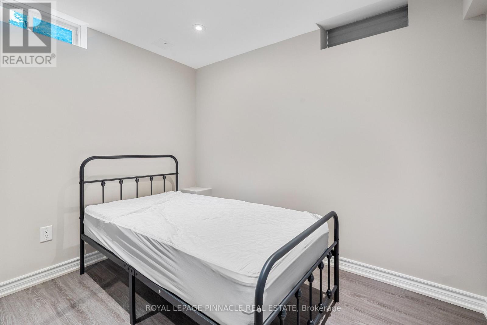 3265 Topeka Drive, Mississauga, Ontario  L5M 7V1 - Photo 15 - W13817064