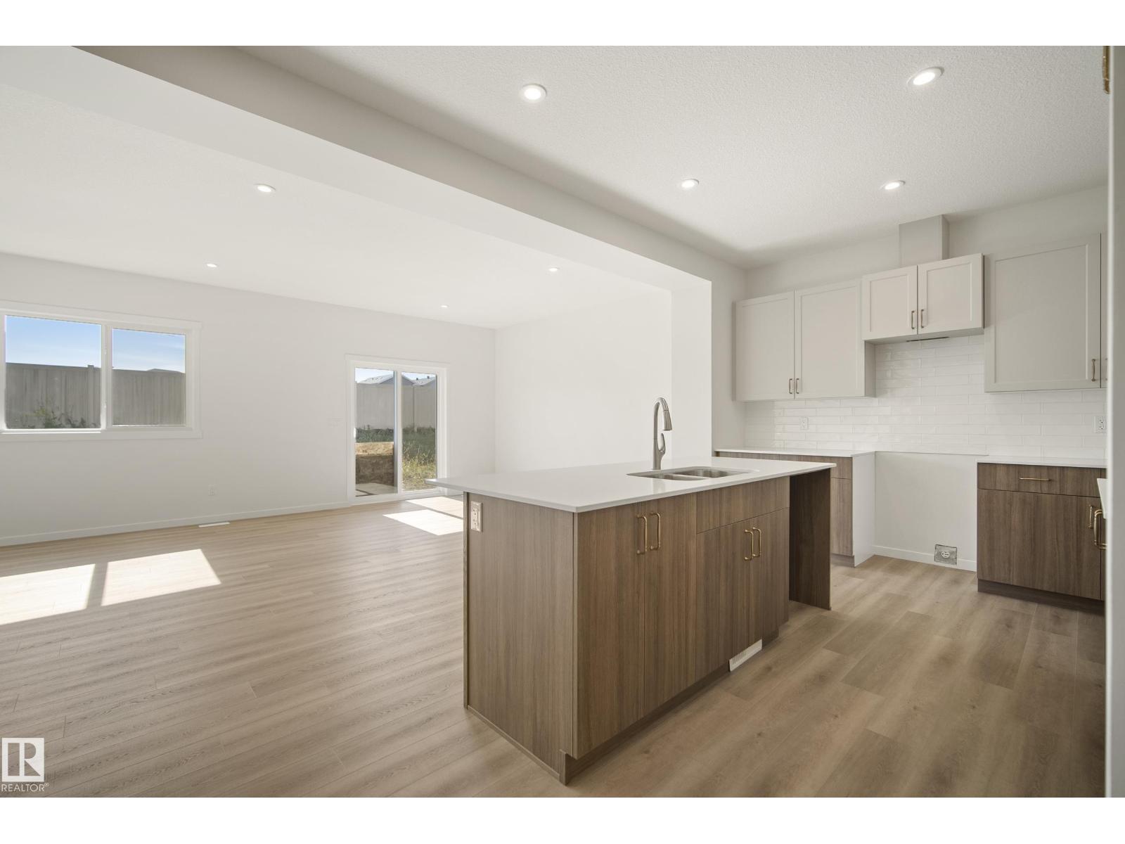 20739 24 AV NW