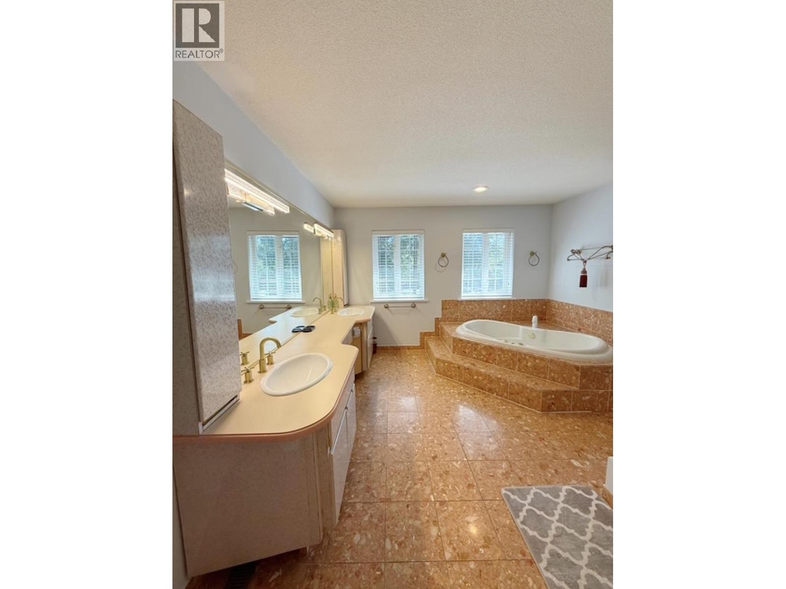 4501 A Woodgreen Drive, West Vancouver, British Columbia  V7S 2T8 - Photo 8 - R3168665