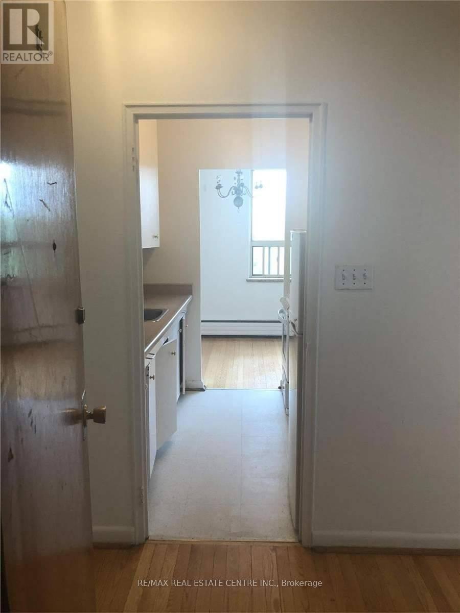 14 - 2362 Islington Avenue, Toronto, Ontario  M9W 3X3 - Photo 3 - W13817088