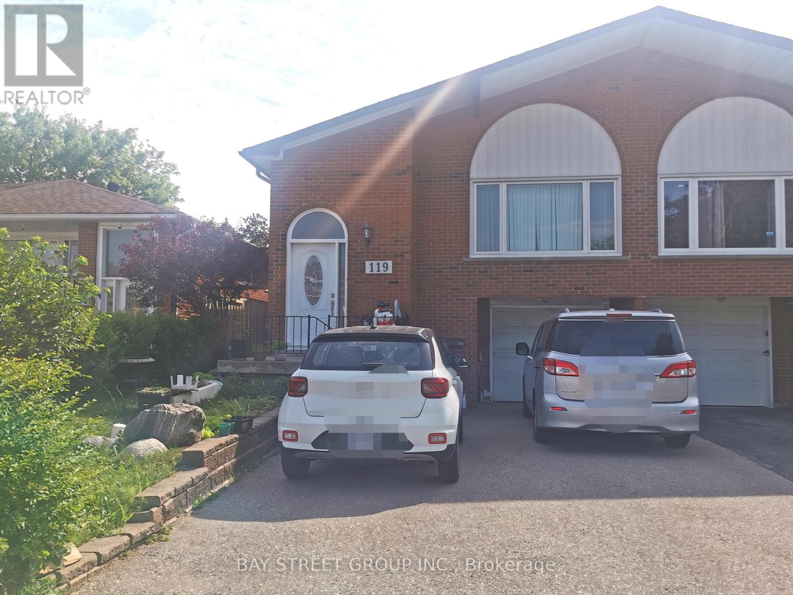 119 SHAWNEE CIRCLE, Toronto, Ontario