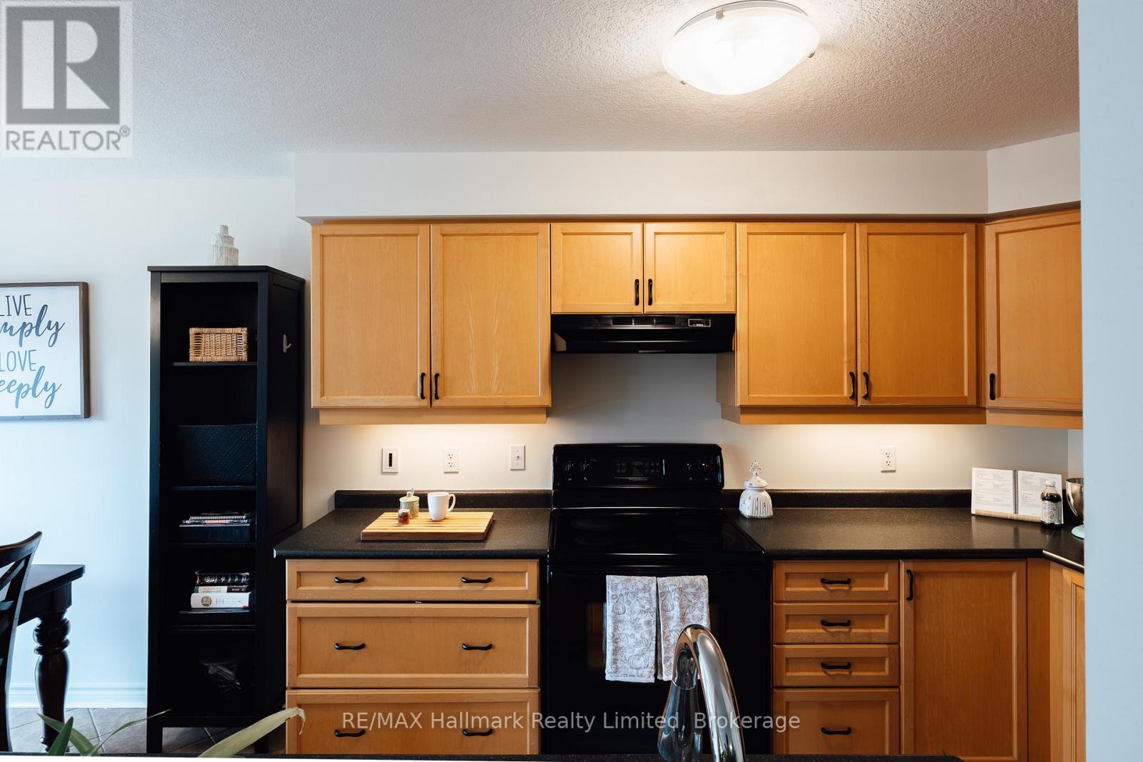 27 WILKIE CRESCENT Guelph (Pineridge/Westminster Woods) Ontario Canada N1L0B1 5