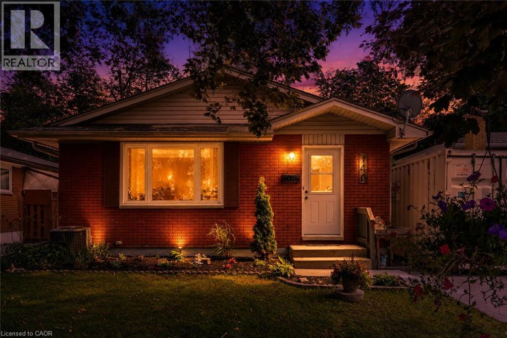 140 Arrowhead Crescent, Kitchener, Ontario  N2P 1B9 - Photo 2 - 40864760