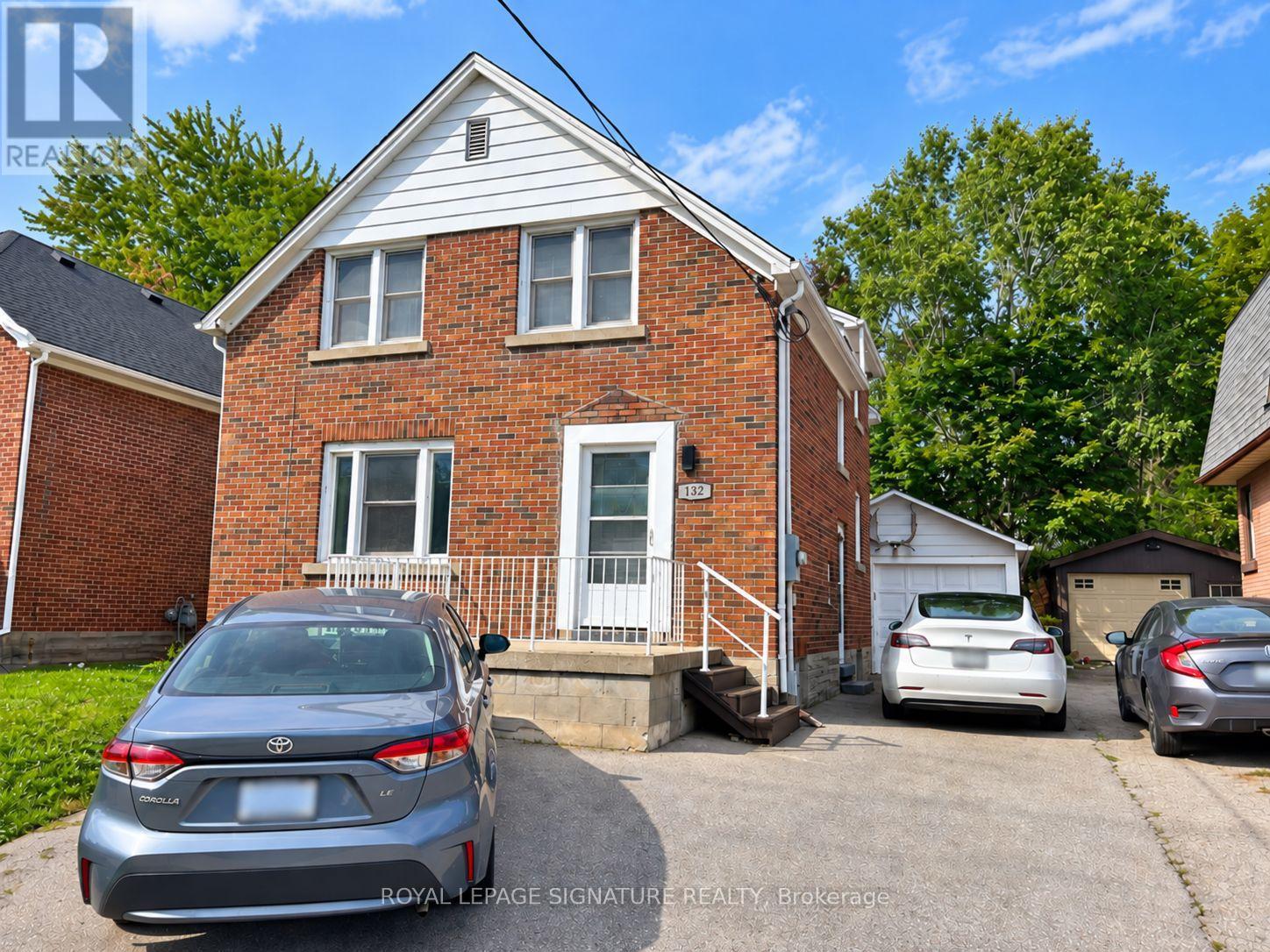 UPPER - 132 BRIDGEPORT ROAD E, Waterloo, Ontario